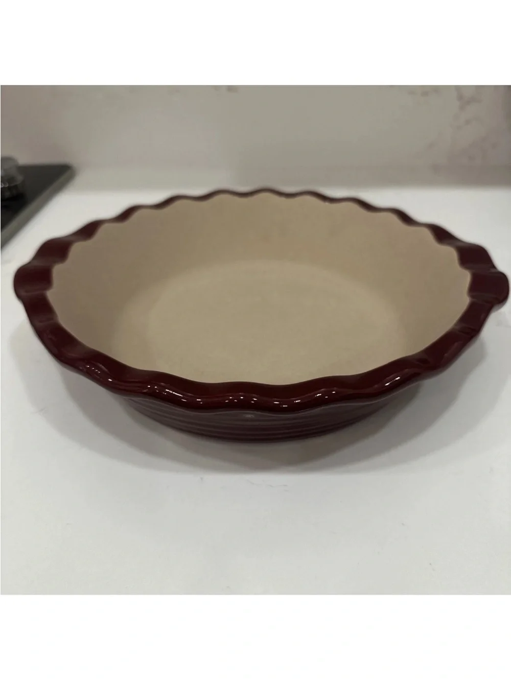 The Pampered Chef Family Heritage Deep Dish Pie Plate CRANBERRY Scalloped Edge